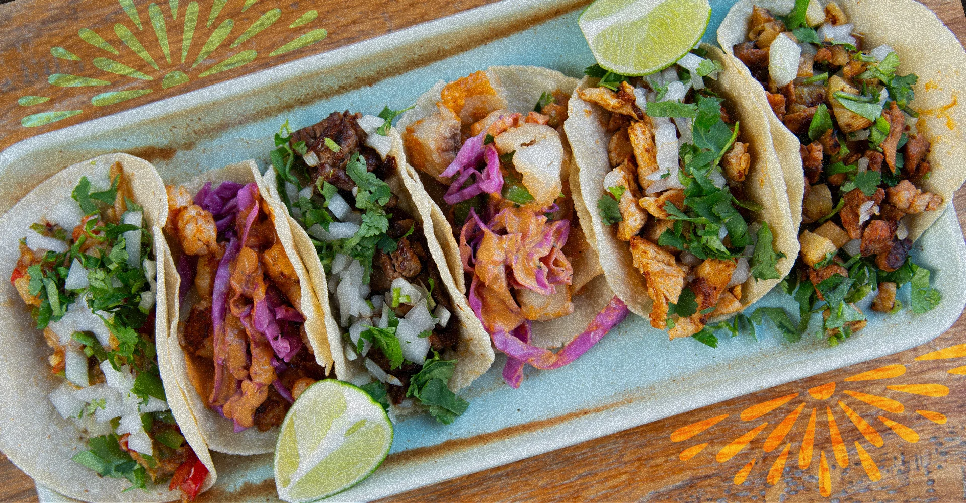 uno-mas-restaurante-tacos-brunch-slide-01